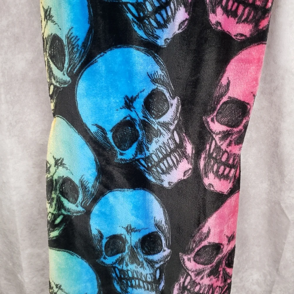 Halloween Colorful Skull Print Plush Throw Blanket Rainbow Ombre 50